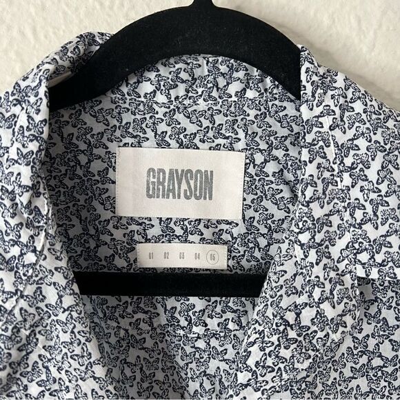 Grayson The Hero Butterfly Print Button Up Shirt Size XL - Picture 6 of 9